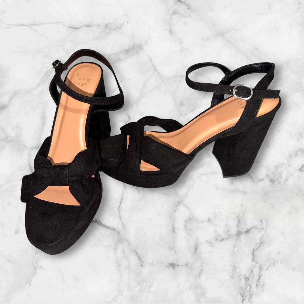 Black Velvet Knot Platform Block Heel Sandals